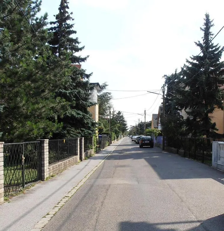Exclusive Apartment Donau-City P&R Vienna